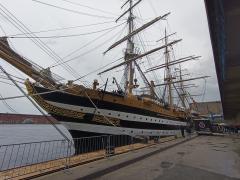 Soci in visita alla Nave Scuola Amerigo Vespucci a Napoli