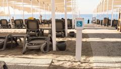Liguria, presentata le guide 2025 dedicate al turismo per persone con disabilità motoria.