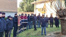 Una targa e un gelso in memoria di Giovanni Palatucci