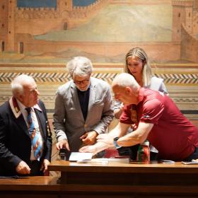 San Miniato (PI) - Tutto  Esaurito In sala Consiliare per Il Pellegrino Maltempi.