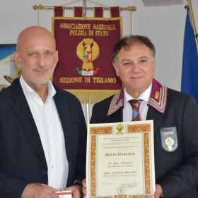 Conferimento Socio Onorario a Carmine Soriente - Questore di Teramo