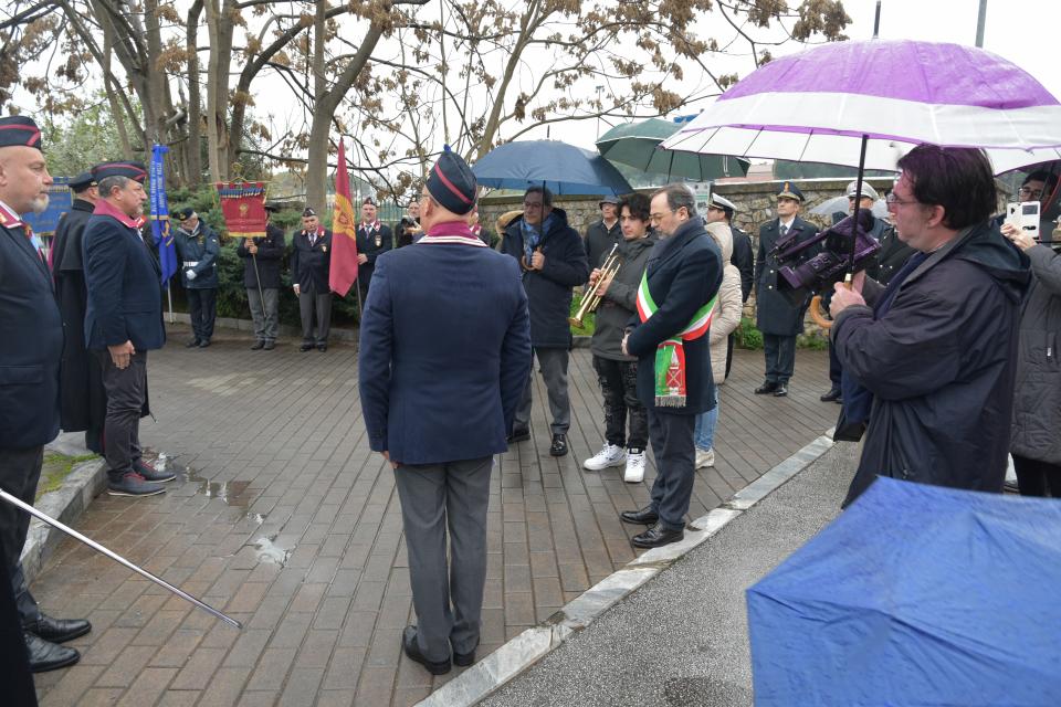 14.12.2022, Massa,intitolazione piazza a Davide Bellotto, Agente scelto della Polizia di Stato, dece
