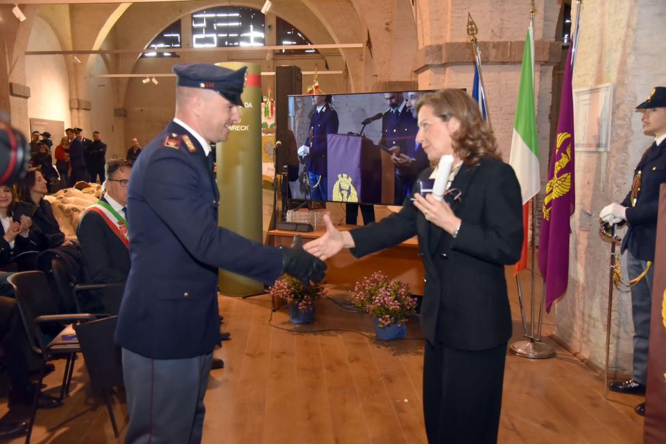 Pontedera: Un esempio di coraggio e umana solidarietà.