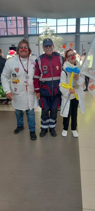 Con l'AMFO, doni e sorrisi per i bambini dell’Ospedale dei Castelli