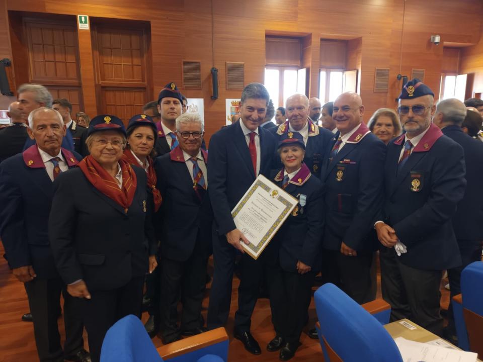 Consegna Attestato di Benemerenza