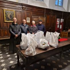 Giornata Solidale con raccolta derrate alimentari.